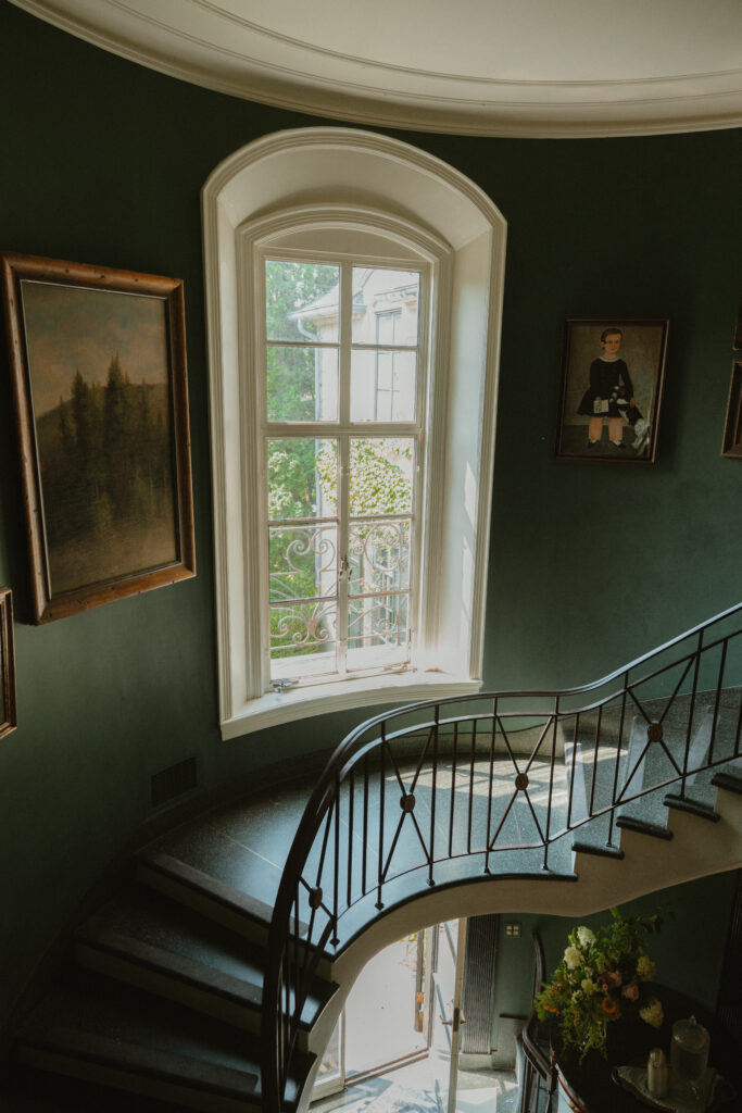 Romantic garden ceremony space at Greencrest Manor wedding venue in Battle Creek Michigan. Wedding photographer