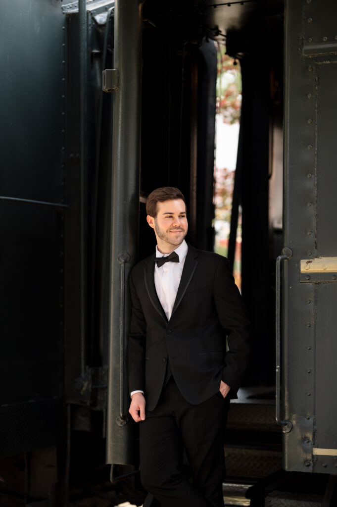 Bride and groom in Chattanooga Tennessee at the Hotel Chalet. 